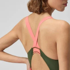 Women's Solid Vanquisher Kneeskin-Speedo Hot